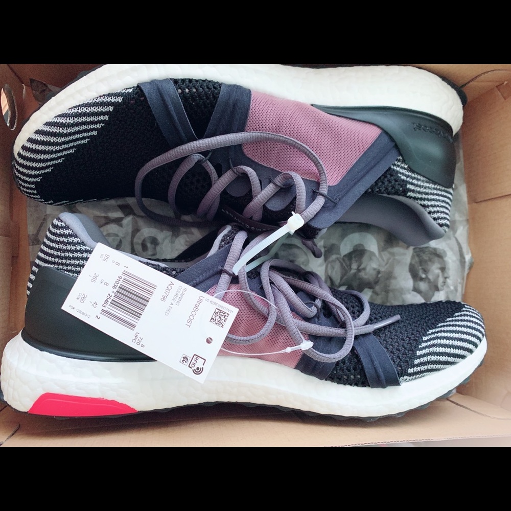 Nwt ADIDAS ULTRABOOST women’s 9.5 unbox - Picture 7 of 8